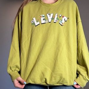 Flower Girl Levi’s Sweatshirt